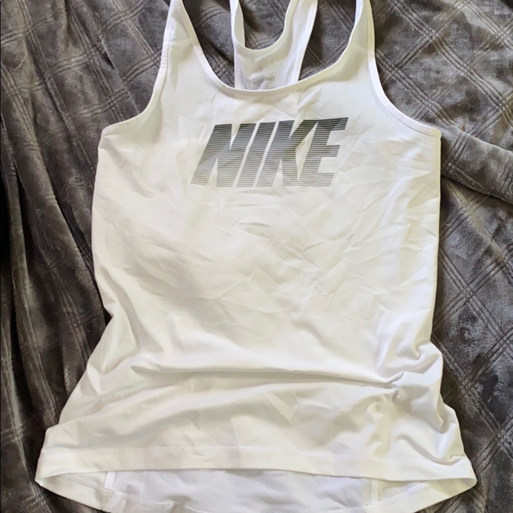 White nike tank top size small